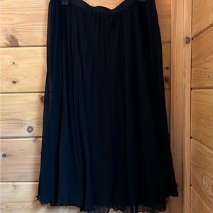 Women’s crinkle pleat black skirt size XL worthington